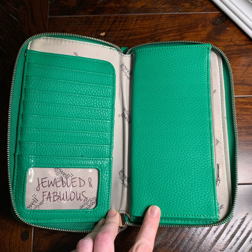 All About The Benjamin’s -Gatsbys Green- Thirty One Wallet